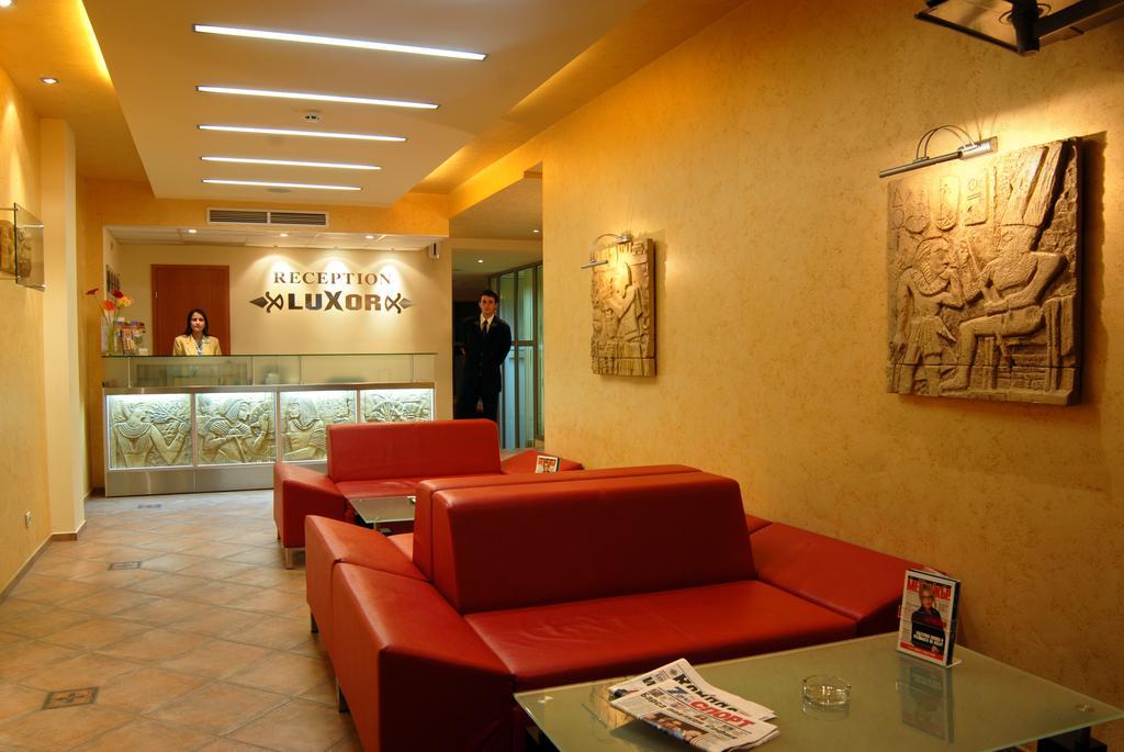Hotel Luxor 부르가스 외부 사진